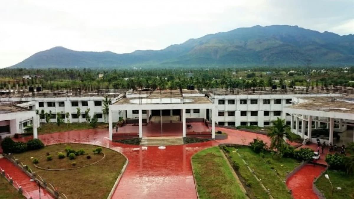Annapoorna Medical College 